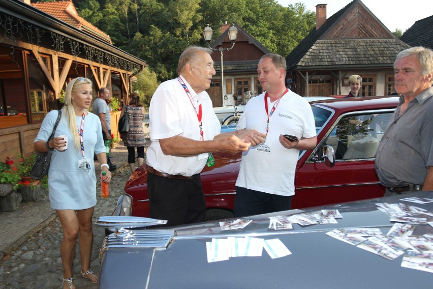 Czar dawnych automobili w Miasteczku Galicyjskim