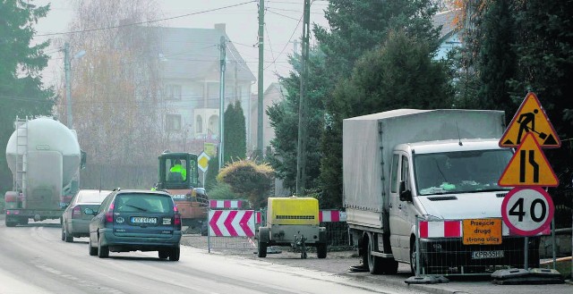 Na ulicy Krakowskiej w Proszowicach trwają wprawdzie prace, ale niezwiązane z siecią wodociągową