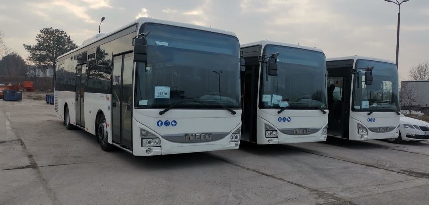 Nowe autobusy komunikacji miejskiej w Bytowie.
