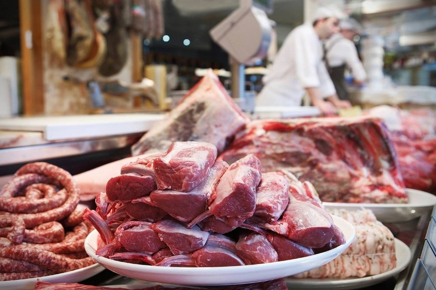 Podwyżki cen skupu mięsa przełożą się na stawki w sklepie.