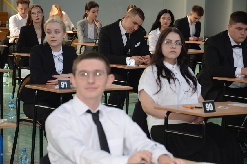 Matura 2024 z matematyki w Liceum Ogólnokształcącym imienia Cypriana Kamila Norwida w Stalowej Woli