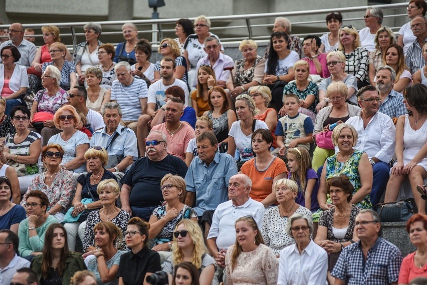 Scena na Brdzie jak koncertowa sala z muzyką Chopina i niespodzianką!