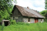 Bondyrz. Ludzie zżyli się z gajówką „Kątek”. Czy uda się ją uratować? 