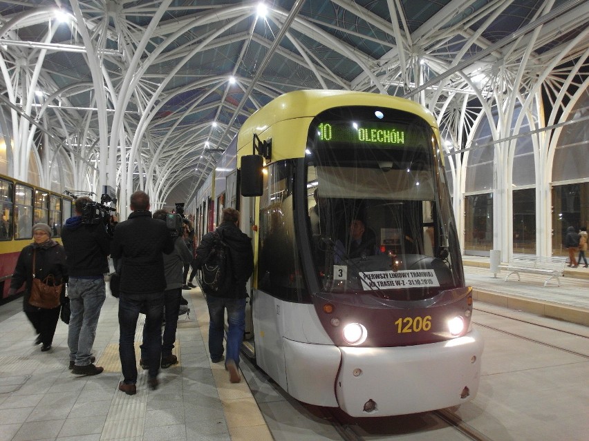 Otwarcie trasy W-Z. Mieszkańcy Janowa i Olechowa mogą dojechać tramwajami do centrum [ZDJĘCIA,MAPA]