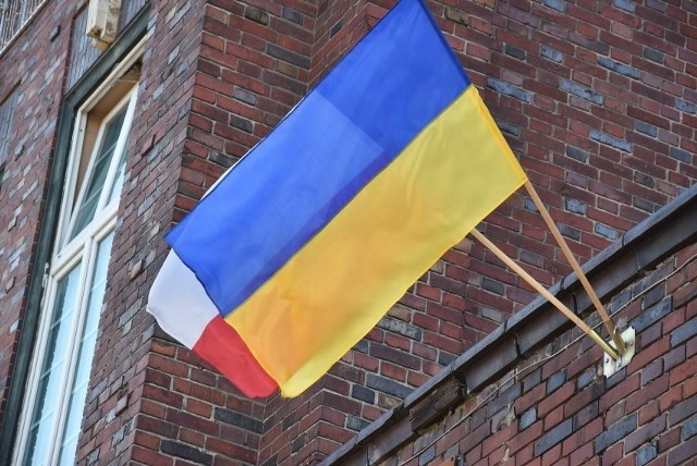 Po wybuchu wojny w Ukrainie na budynku Urzędu Miasta Malborka zawisła ukraińska flaga.