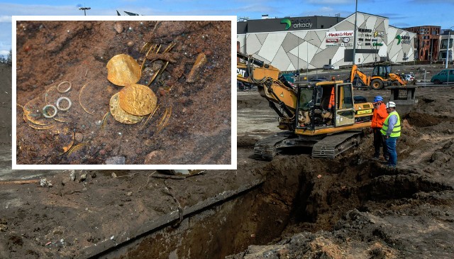 W tym miejscu operator koparki odkrył skarb. Monety i ozdoby ze złota leżą około 2 metrów pod ziemią. Na miejscu są już archeolodzy.