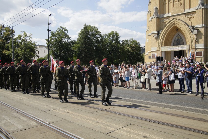 W Łodzi odbyły się obchody święta Wojska Polskiego 