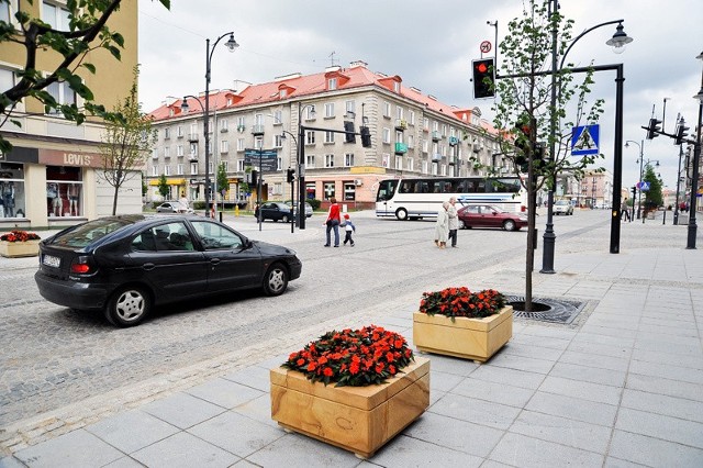 Kwiatowe dekoracje ozdobiły Lipową.