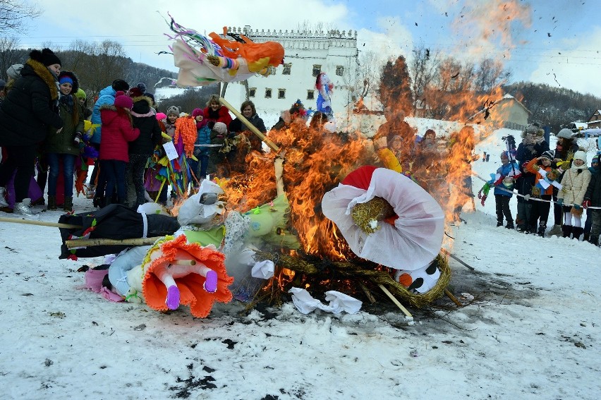 Gorlice. Marzanny spłonęły w Szymbarku. Już czas na wiosnę!