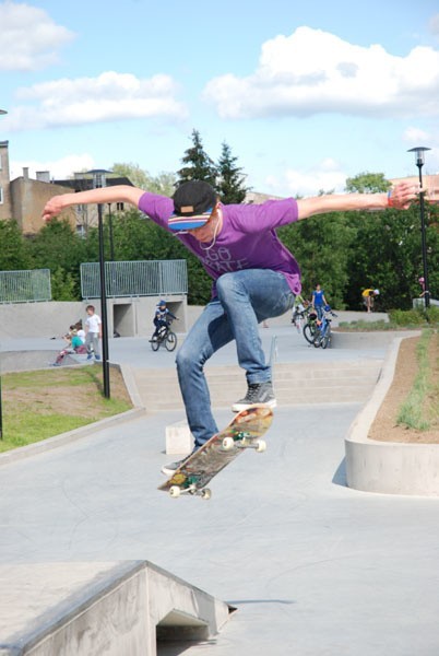 W Drawsku powstał skatepark o powierzchni 1 500 m kw., o...