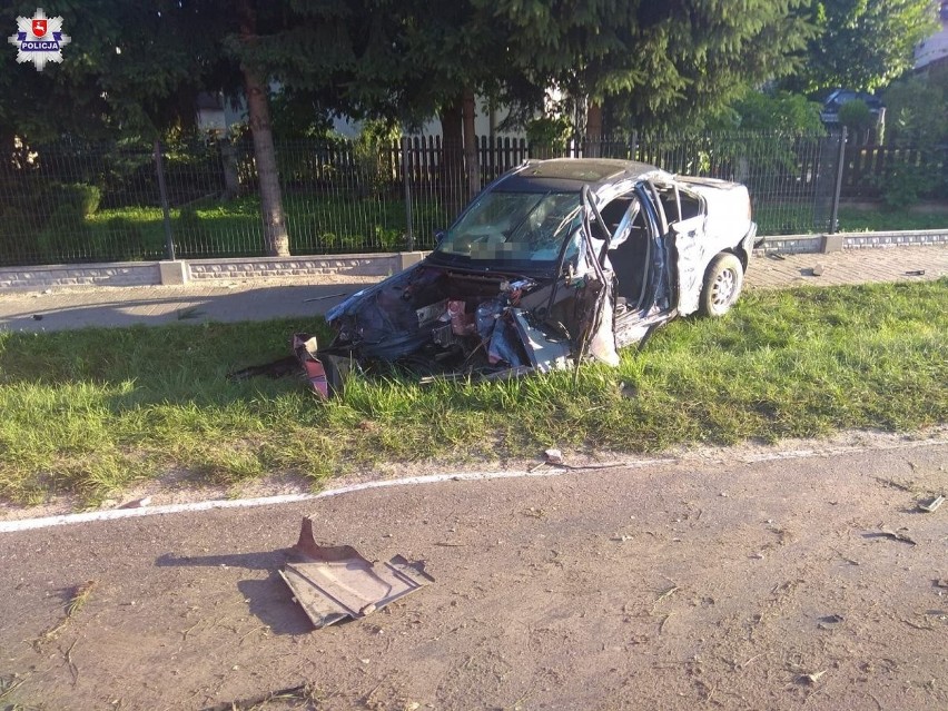 Śmiertelny wypadek w okolicy Biłgoraja. Zjechał z drogi i uderzył w ogrodzenie