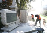 Tajemnicza firma odnowilła pomnik Czerwca 76 