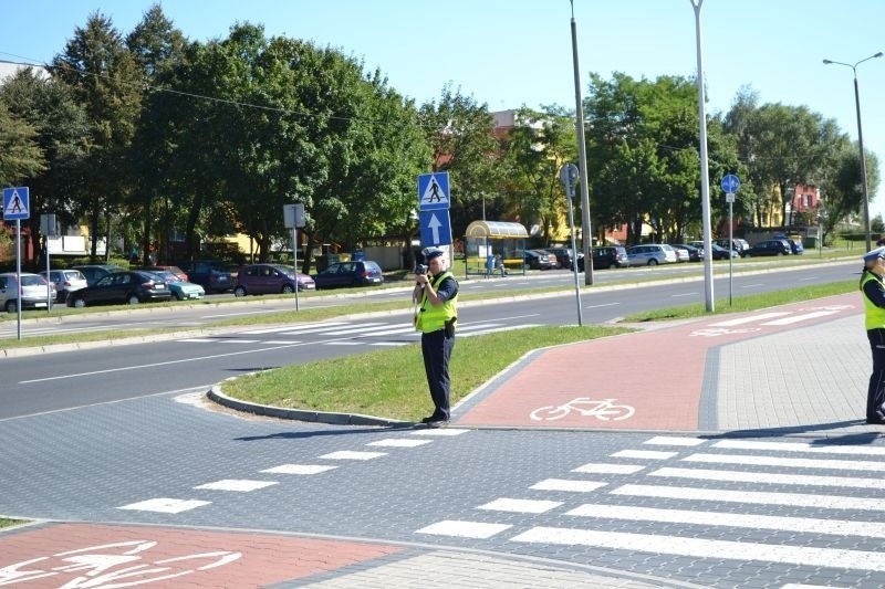 Żeby Żyć -Trzeba Być. Akcja policji w Tychach pod Piramidą