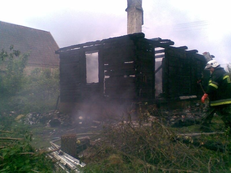 Kobieta spłonęła w swoim domu (zdjęcia)
