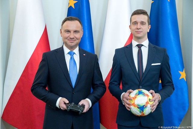 Fifa 19: Prezydent Andrzej Duda powołał reprezentację Polski