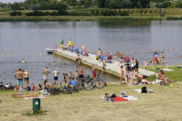 Poznański sanepid odwołuje tymczasowy zakaz kąpieli nad Maltą. Z kąpieliska na nowo można korzystać w pełni.