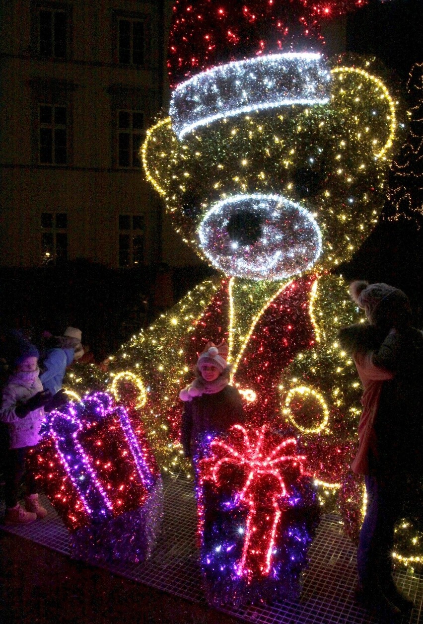 Świąteczne iluminacje w Radomiu rozbłysną już w sobotę, 8...