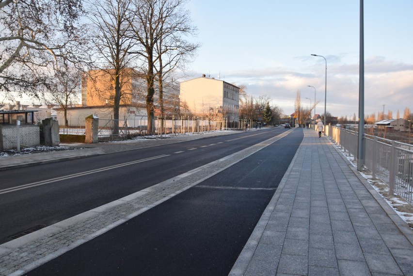 Odsłonięcie płyty pamiątkowej w hołdzie dla Sławomira Pajora w Zintegrowanym Centrum Przesiadkowym [ZDJĘCIA]