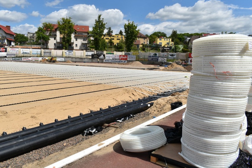 Postęp prac na stadionie w Chojnicach (4.06.2020)