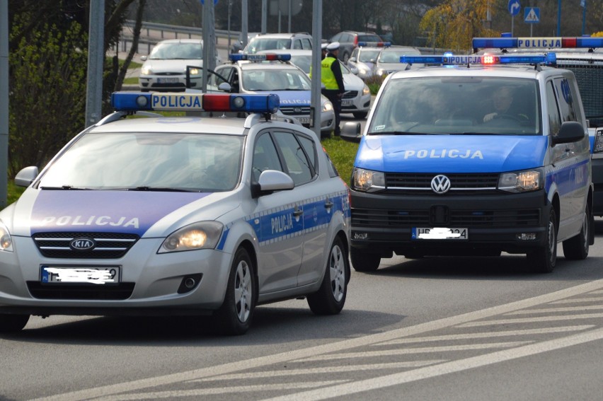 Mecz IV ligi piłkarskiej pomiędzy Beskidem Andrychów i...