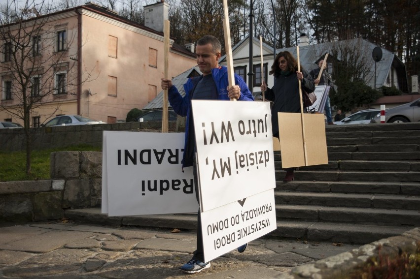 Protest mieszkańców na ul. Kalwaryjskiej