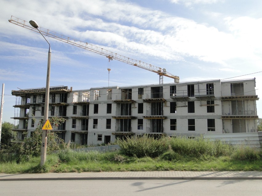 Trwa budowa apartamentowca na osiedlu Orliki w Przysusze. Jaki jest postęp prac? Zobaczcie zdjęcia