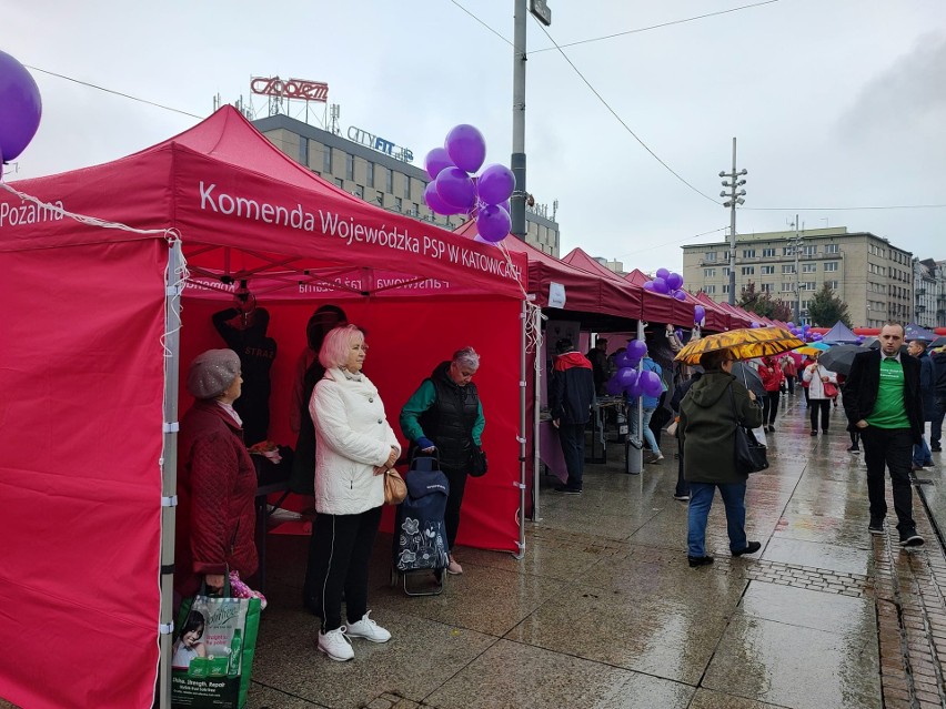 Kapryśna pogoda nie przeszkodziła uczestnikom we wspólnej...