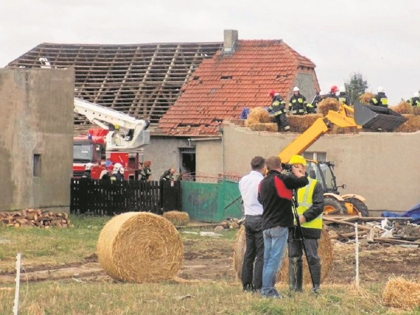 W Dębowie straty są największe. Żywioł zerwał lub uszkodził...