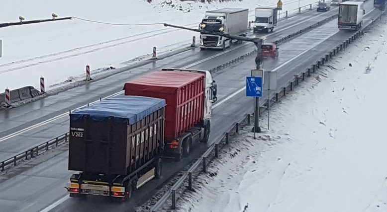 Odcinkowy pomiar prędkości na budowanej wciąż autostradzie...