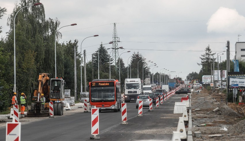 Rozbudowa al. gen. Wł. Sikorskiego kosztowała 60,4 mln zł