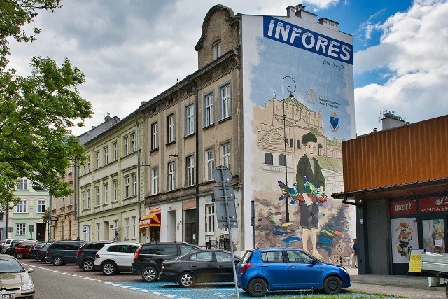 Pierwsza edycja konkursu zaowocowała powstanie muralu "Chłopiec z rybą" na ścianie kamienicy przy pl. Rybim w Przemyślu.