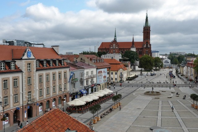 W koncepcji przestrzennego zagospodarowania kraju, przyjętej przez rząd, Białystok nie znalazł się w gronie metropolii.