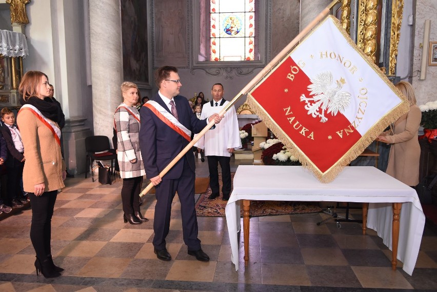 Szkoła podstawowa w Tarłowie  ma już swoje imię. Jej...