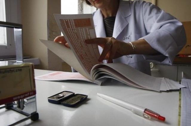 Czytelniczka skarży się na absurdalny sposób rejestracji w poradni przy ul. Orlej w Koszalinie.