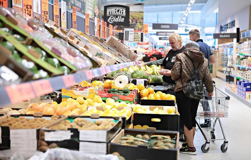 Sieć Lidl Polska, jedno z miejsc, w którym powszechnie...