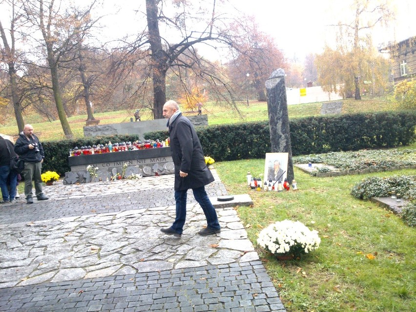 W Gdańsku na Cmentarzu Nieistniejących Cmentarzy pożegnali Tadeusza Mazowieckiego [ZDJĘCIA]