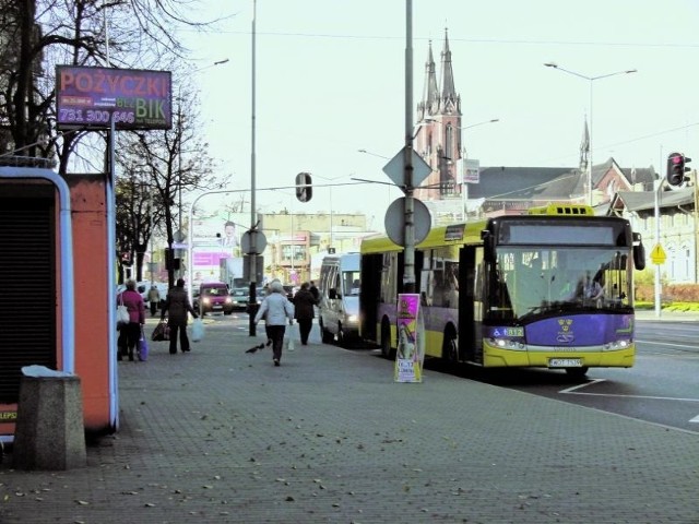 Nie tylko znajomi kontrolerzy będą sprawdzali bilety w pabianickich autobusach.