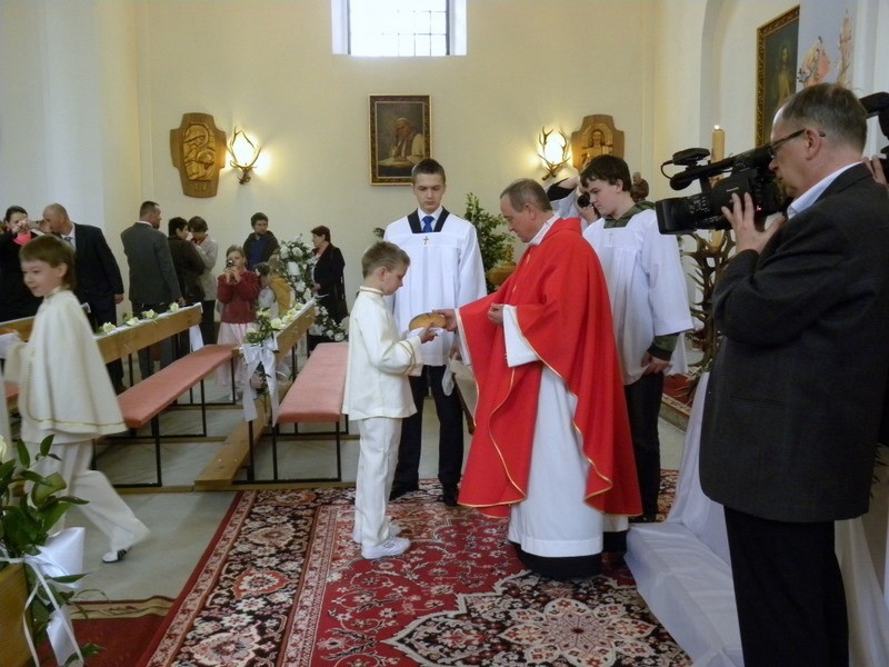 Pierwsza Komunia w parafii Świętych Cyryla i Metodego w Hajnówce