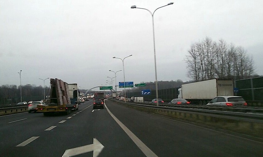 Wypadek w Katowicach: Na węźle Murckowska doszło do...