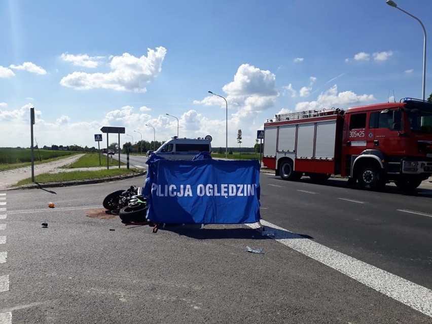 Tragiczny wypadek na trasie Lublin - Bełżyce. Motocyklista zderzył się z ciągnikiem. 38-latek zginął na miejscu