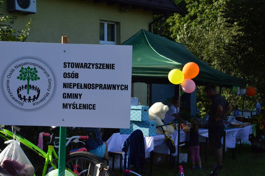 Bez empatii ani rusz, czyli jak pomaga się w Myślenicach i Sułkowicach 