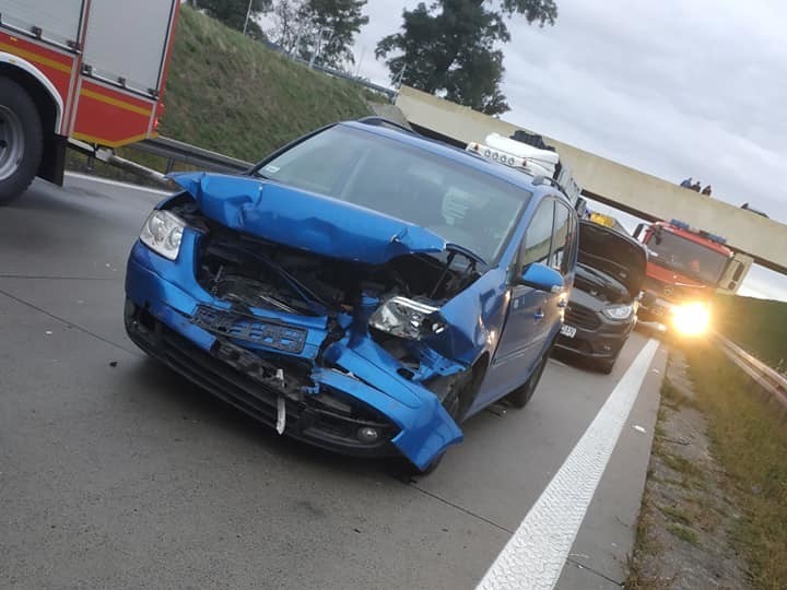 Karambol na autostradzie A4. Zderzyło się 7 samochodów     