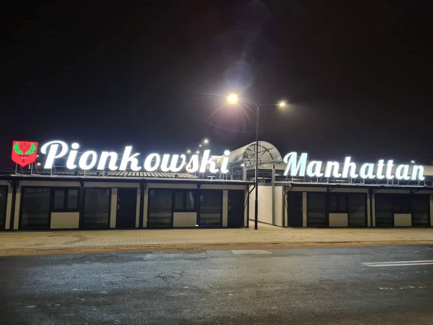 Pionkowski Manhattan lśni już nowością.