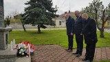 Obchody święta Konstytucji 3 maja w Wodzisławiu. Delegacja gminy złożyła wiązanki w miejscach pamięci (ZDJĘCIA)