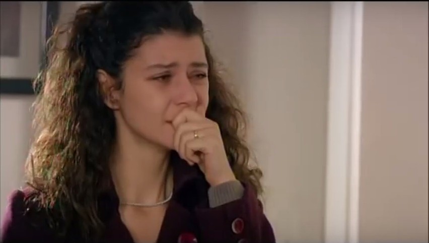 "Grzech Fatmagül" odcinek 111. Münir składa Fatmagül propozycję nie do odrzucenia! [WIDEO+ZDJĘCIA]