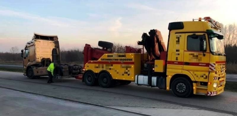 Ukraiński kierowca zatrzymany na krajowej "dwunastce". Zezwolenie tranzytowe wypełnił zmywalnym długopisem 