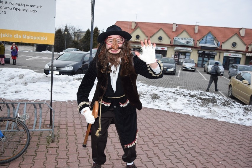 Wielkie kolędowanie w Zielonkach. Harce diabła z herodem, Żyda ze śmiercią i Cyganki z dyrektorem