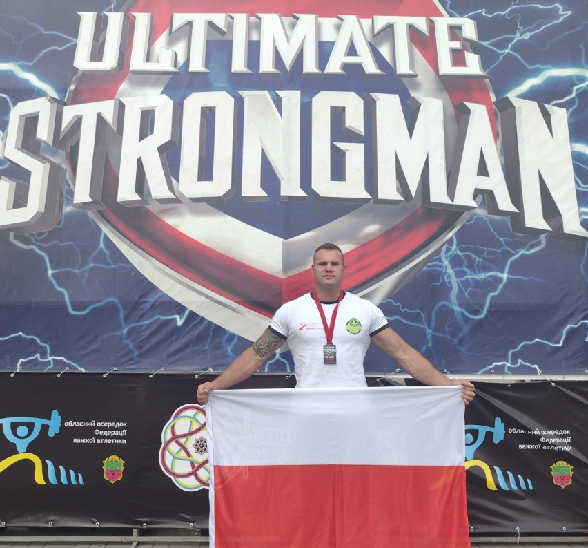 Toruński strongman wicemistrzem świata. Świetny występ Tomasza Batora