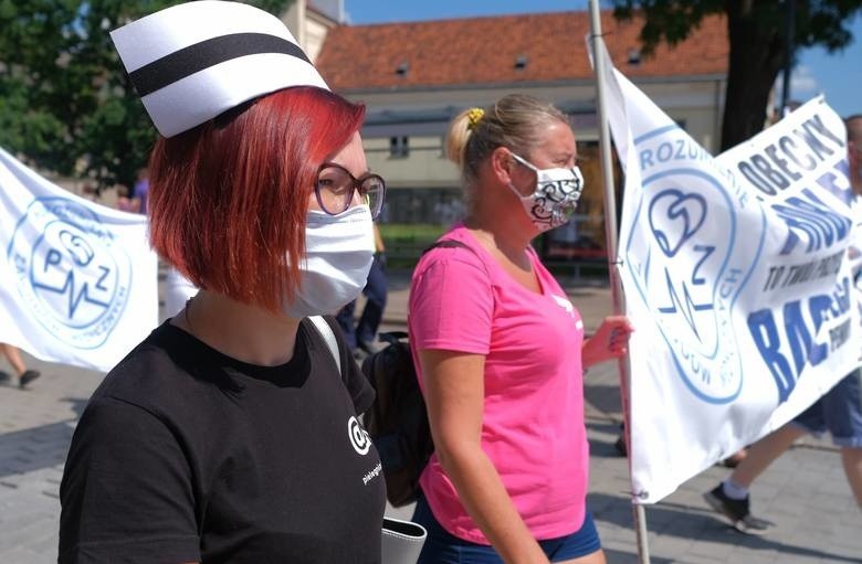 Protest środowisk medycznych w Warszawie.