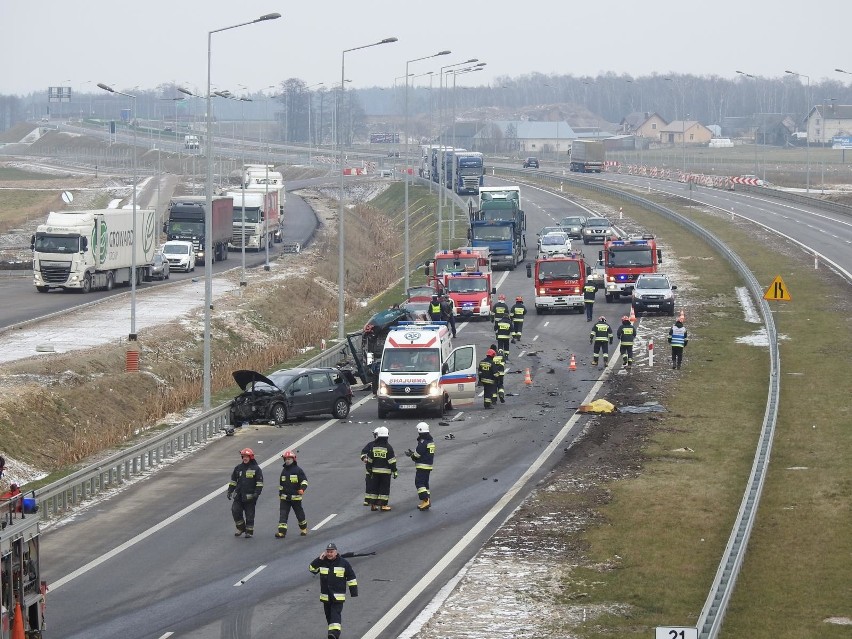 Wypadek śmiertelny na S8 w m. Stare Krzewo. Dwóch kierowców...